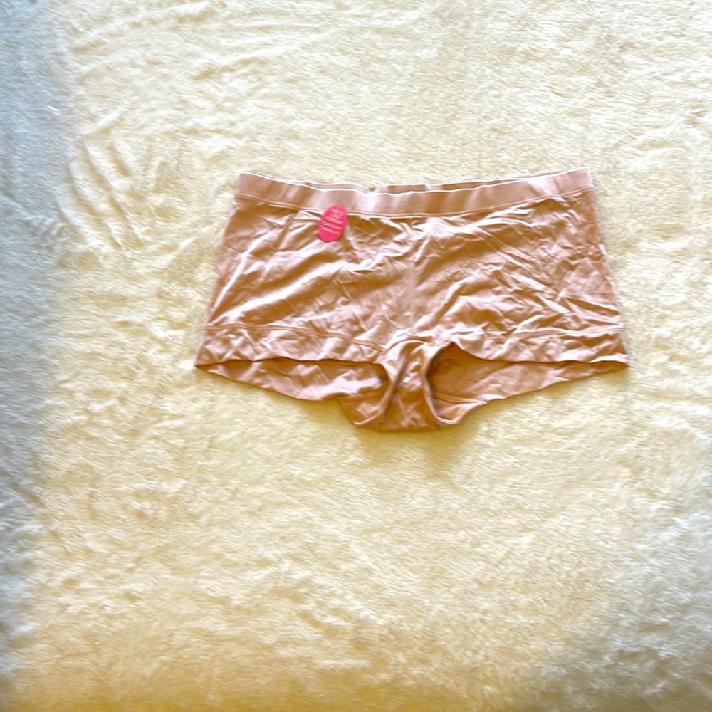 Women’s Lingerie